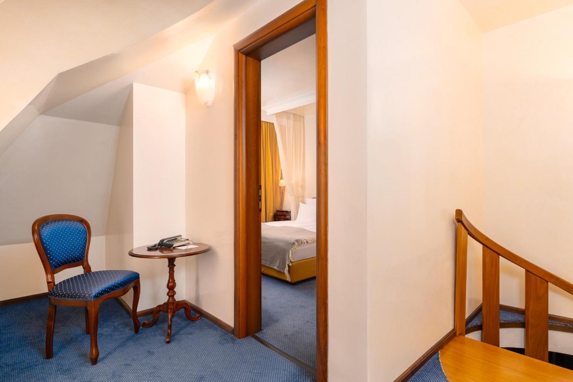 Festa Winter Palace 5*