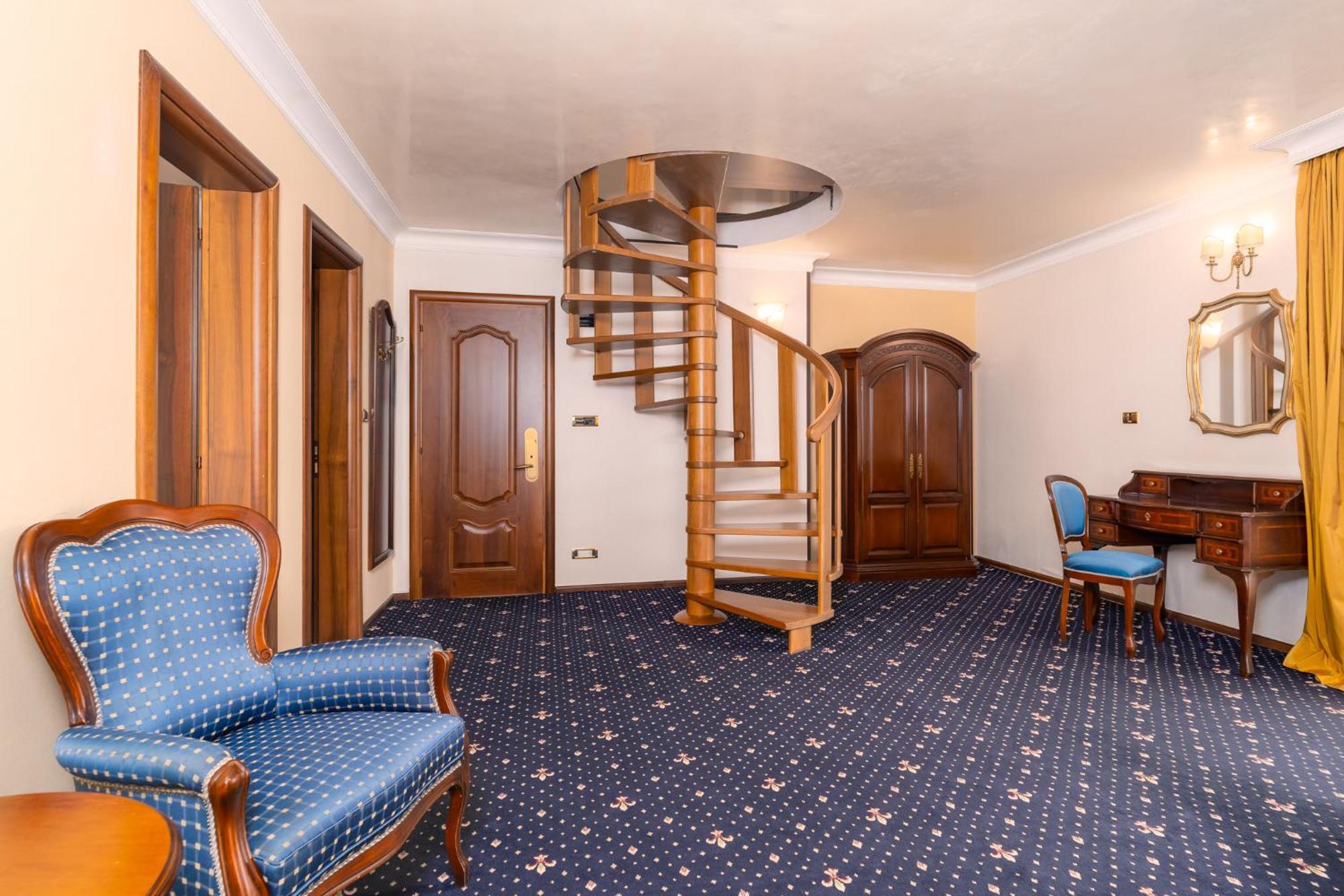 Hotel Festa Winter Palace 5*